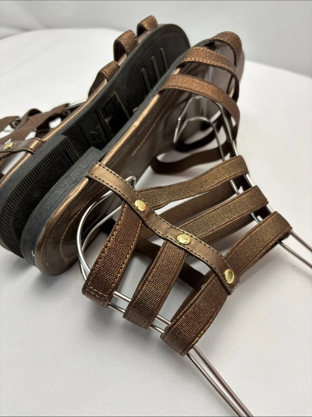 Dexflex Comfort Womens 6.5 Bronze Strappy Gold Studded Gladiator Sandals#478‎